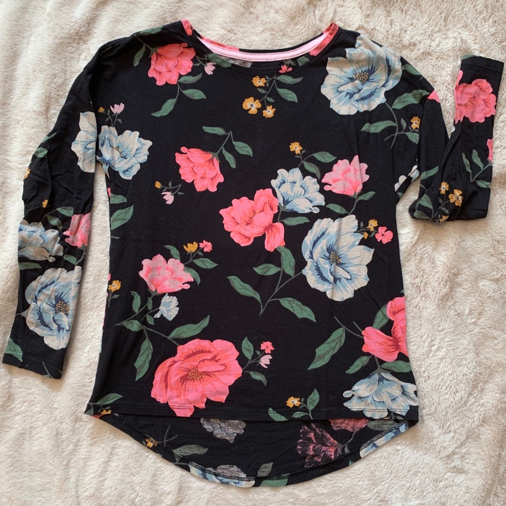 Old Navy | Floral Print Swing Hem Long Sleeve Tee